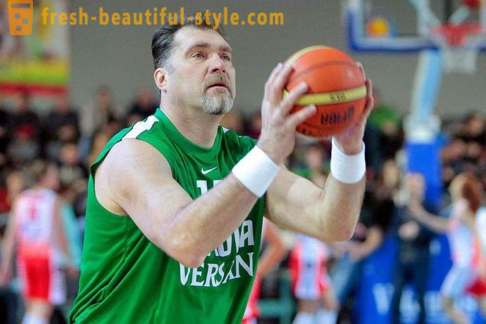 Arvydas Sabonis: biografija, osobni život, karijera u košarku, nagrada i igara