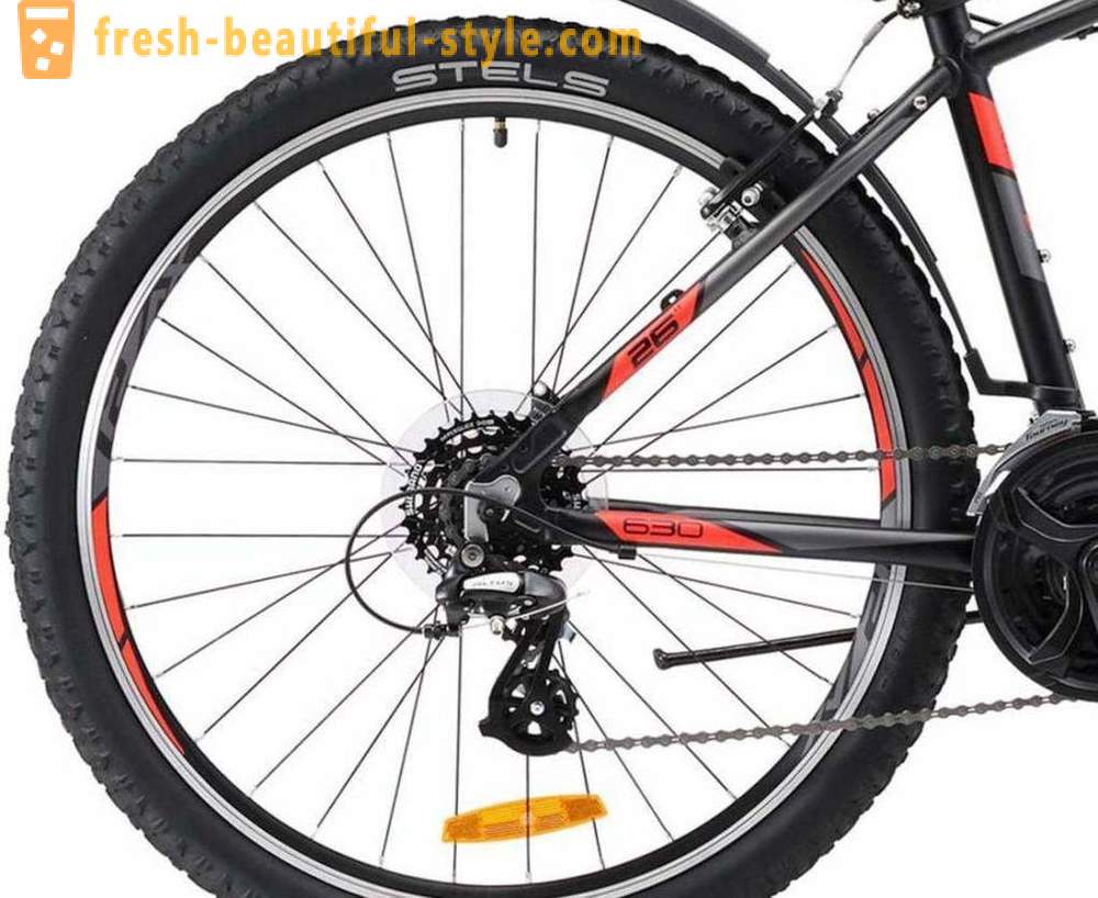 Stels Navigator 630 bicikl: pregled, specifikacije, mišljenja