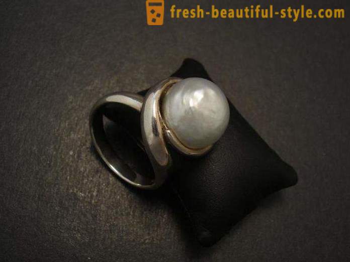 Silver prstena s kamenjem. Kako odabrati srebrni prsten
