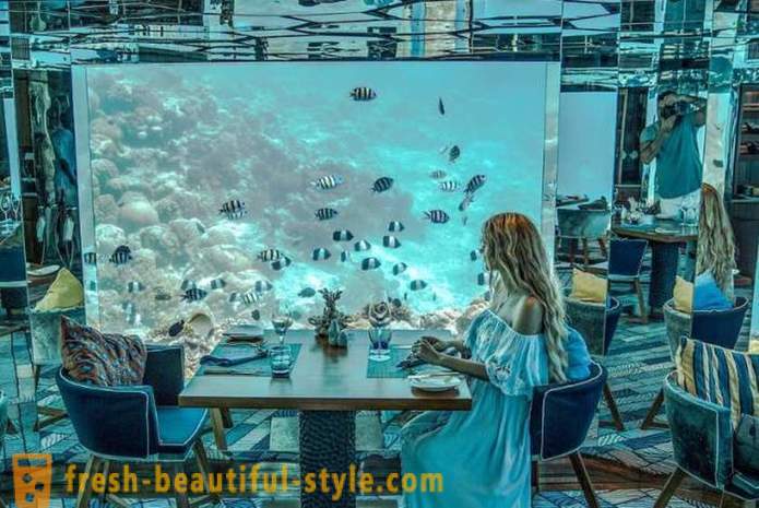 Luksuzni podvodni restoran na Maldivima