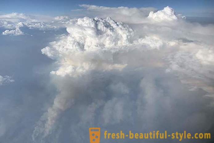 NASA fotografira rijedak fenomen - „vatre” oblak
