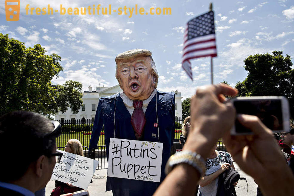 Svi crtani i marionete Trump u jednom članku