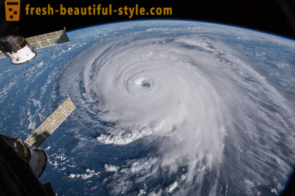 Uragan „Florence” vidi iz svemira