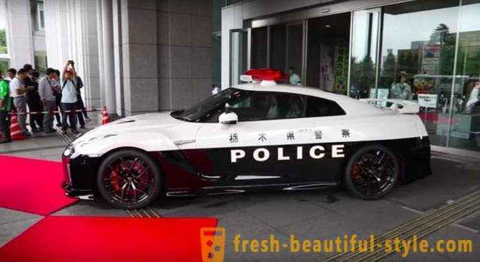 Strme Japanski policijski automobili