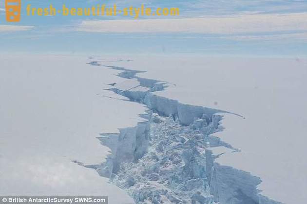 Ledenjak od Antarktici odlomio površinu od više od dva u Moskvi