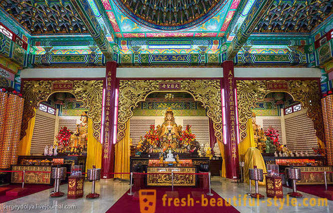 Izlet u hinduističkim i kineske hramove u Kuala Lumpuru