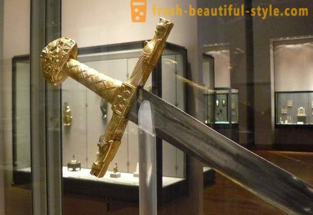 12 najpoznatijih mačevi, koji se sastoji legende