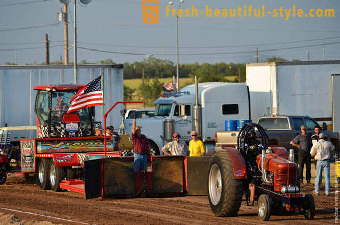 Traktori na steroidima ili utrke u Teksasu