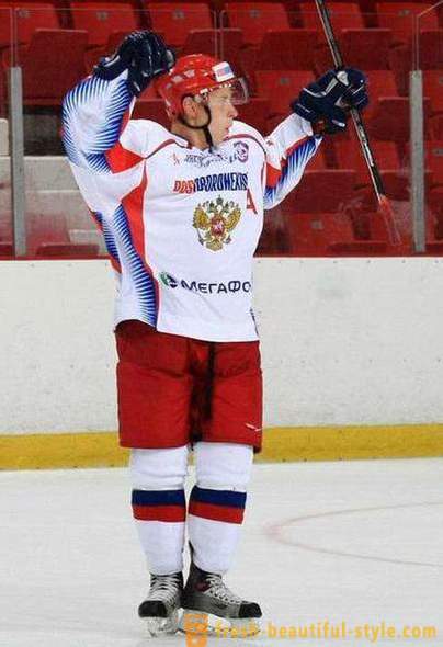Maxim Chudinov: SKA hokej branitelj