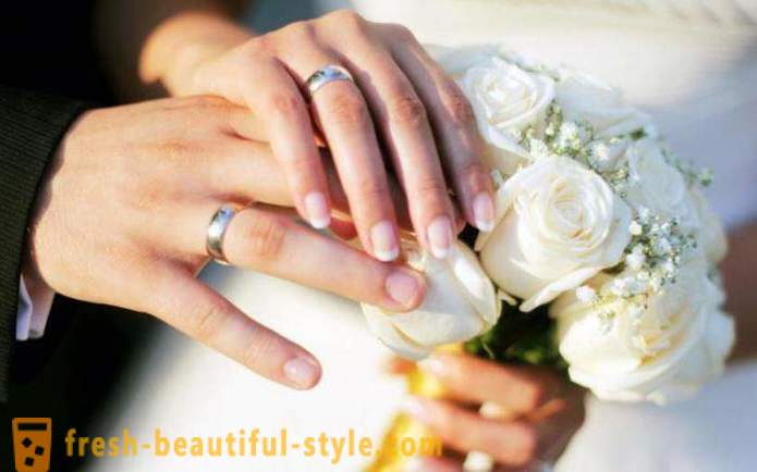 Vjenčani prsten: glavni preporuke mladenaca