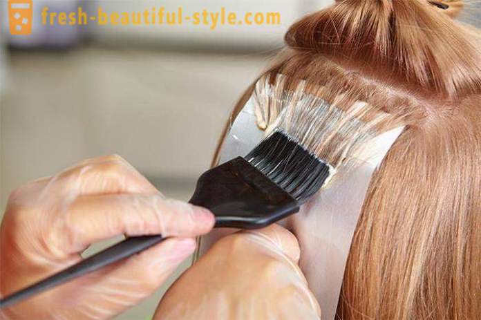 Kako posvijetliti kosu bez štete. Izbjeljivanje s vodikovim peroksidom