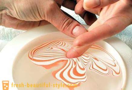 Manikura na vodi - novi trend u nail-art