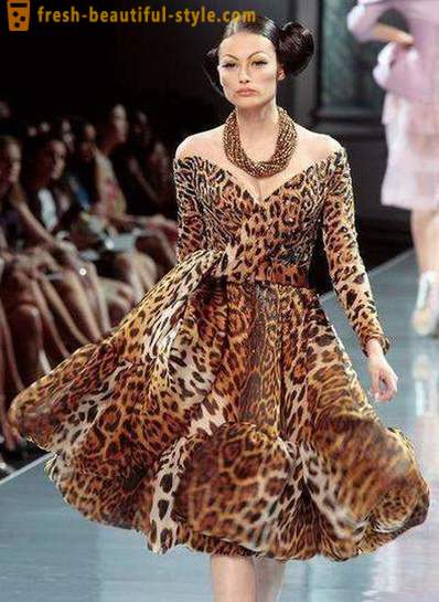 Leopard haljina: što će nositi i kako nositi?
